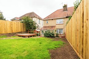 Superior three bedroom house with sea view