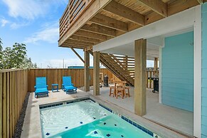 Knot at Work - PRIVATE POOL!