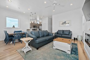 Knot at Work - PRIVATE POOL!