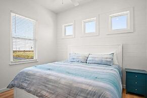 Knot at Work - PRIVATE POOL!