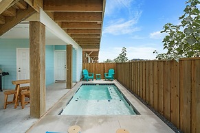 Knot at Work - PRIVATE POOL!