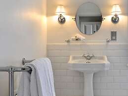 Wellwood Manor Guest House