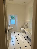 Wellwood Manor Guest House