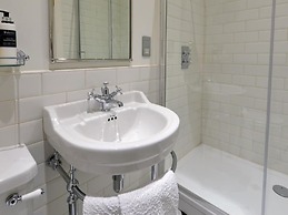 Wellwood Manor Guest House