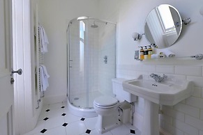 Wellwood Manor Guest House