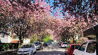 Vancouver West UBC-Adjacent Luxury Home Retreat 4B