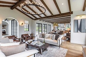 Mayacama Manor by Avantstay Luxe Escape w/ Pool