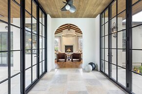 Mayacama Manor by Avantstay Luxe Escape w/ Pool