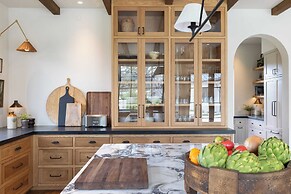 Mayacama Manor by Avantstay Luxe Escape w/ Pool