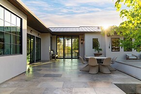 Mayacama Manor by Avantstay Luxe Escape w/ Pool