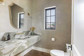 Mayacama Manor by Avantstay Luxe Escape w/ Pool