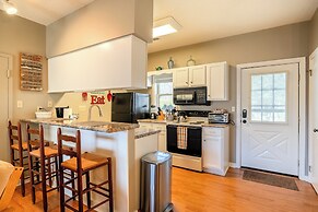 Rock Daisy by Avantstay Condo w/ Private Balcony