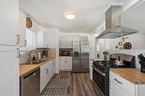 Dune Rise by Avantstay Chic Oasis w/ Patio