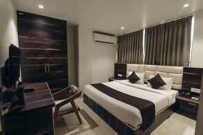 Kaki Hotel & Roof Top Restaurant