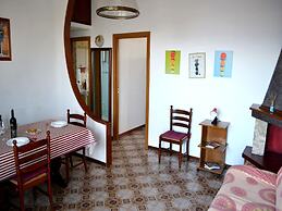 Air-conditioned Two-room Apartment With sea View Balcony in Torre Dell