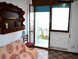 Air-conditioned Two-room Apartment With sea View Balcony in Torre Dell