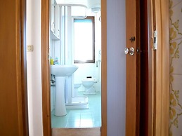 Air-conditioned Two-room Apartment With sea View Balcony in Torre Dell