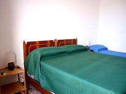 Air-conditioned Two-room Apartment With sea View Balcony in Torre Dell