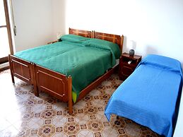 Air-conditioned Two-room Apartment With sea View Balcony in Torre Dell