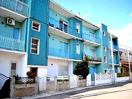 Air-conditioned Two-room Apartment With sea View Balcony in Torre Dell