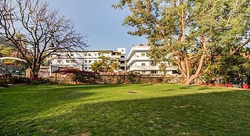 Fabhotel Royal Heritage