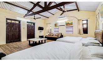 Fabhotel Royal Heritage