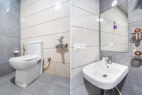 FabHotel Ellegant Inn