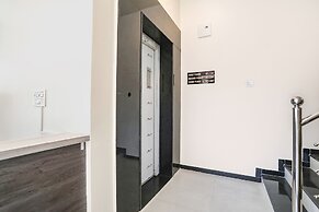 Fabexpress Radiant Guest House