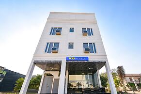 Fabhotel The Premium Villa