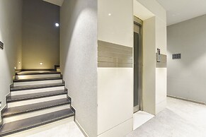 Fabhotel Prime The Grey Circle