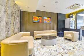 Fabhotel Prime The Grey Circle