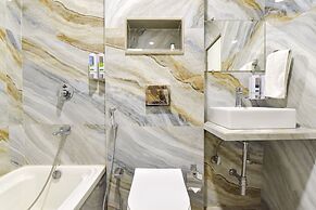 Fabhotel Prime The Grey Circle