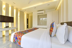 Fabhotel Prime The Grey Circle