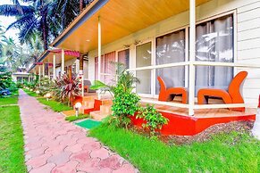 Fabhotel Bellini Morjim Resort