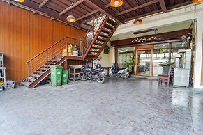 Fabexpress Elegant Residency