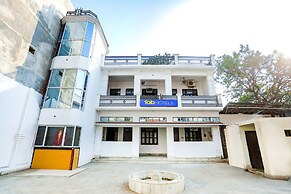 Fabhotel Madhuri Annex