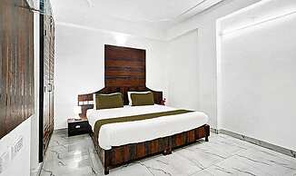 Fabhotel Sky Heights