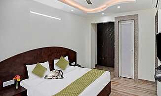 Fabhotel Bellmore Stay & Homes