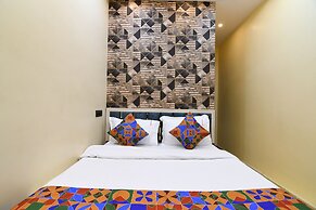 Fabhotel Royal Park Inn