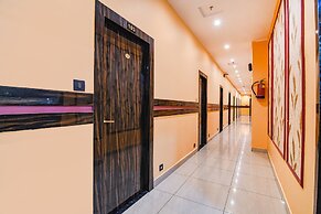 Fabhotel Royal Park Inn