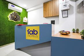 Fabhotel Royal King I