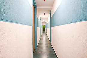 Fabhotel Royal King I