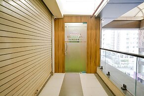 Fabhotel Royal King I