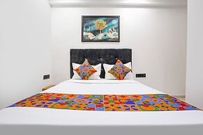 Fabhotel Royal King I