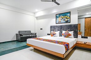 Fabhotel Royal King I