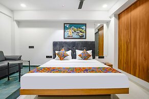 Fabhotel Royal King I