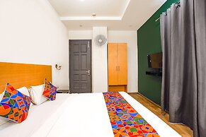 Fabhotel The Luxe Inn