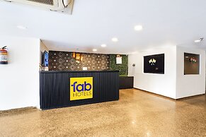 Fabhotel The Luxe Inn