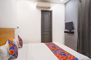 Fabhotel The Luxe Inn