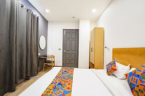 Fabhotel The Luxe Inn